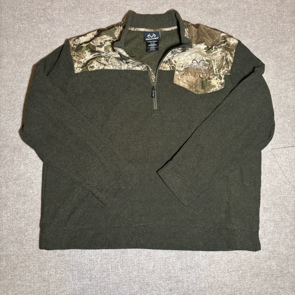 Realtree Olive Camo Zip-Up Sweater